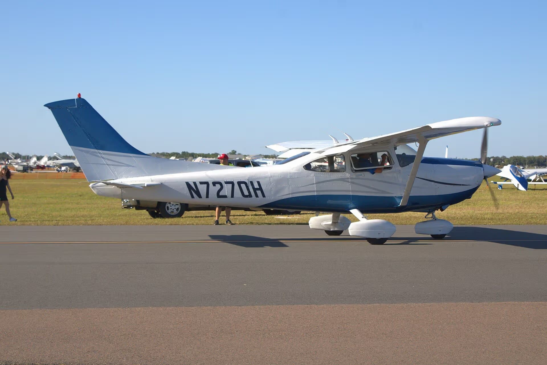 N7270H — Single-engine aircraft