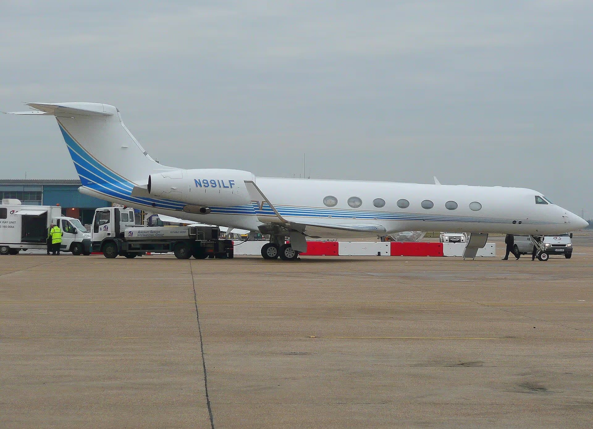 N991LF — Business jet