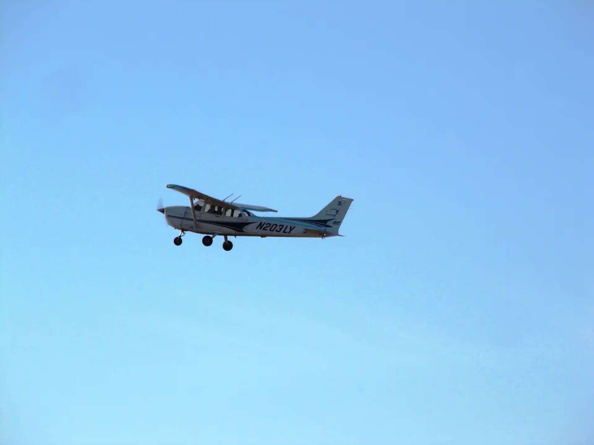 N203LY — Cessna