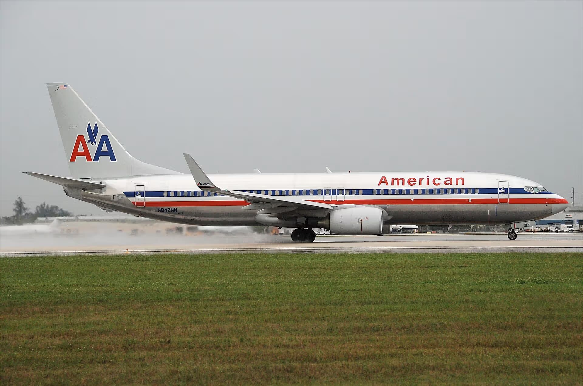N842NN — Boeing