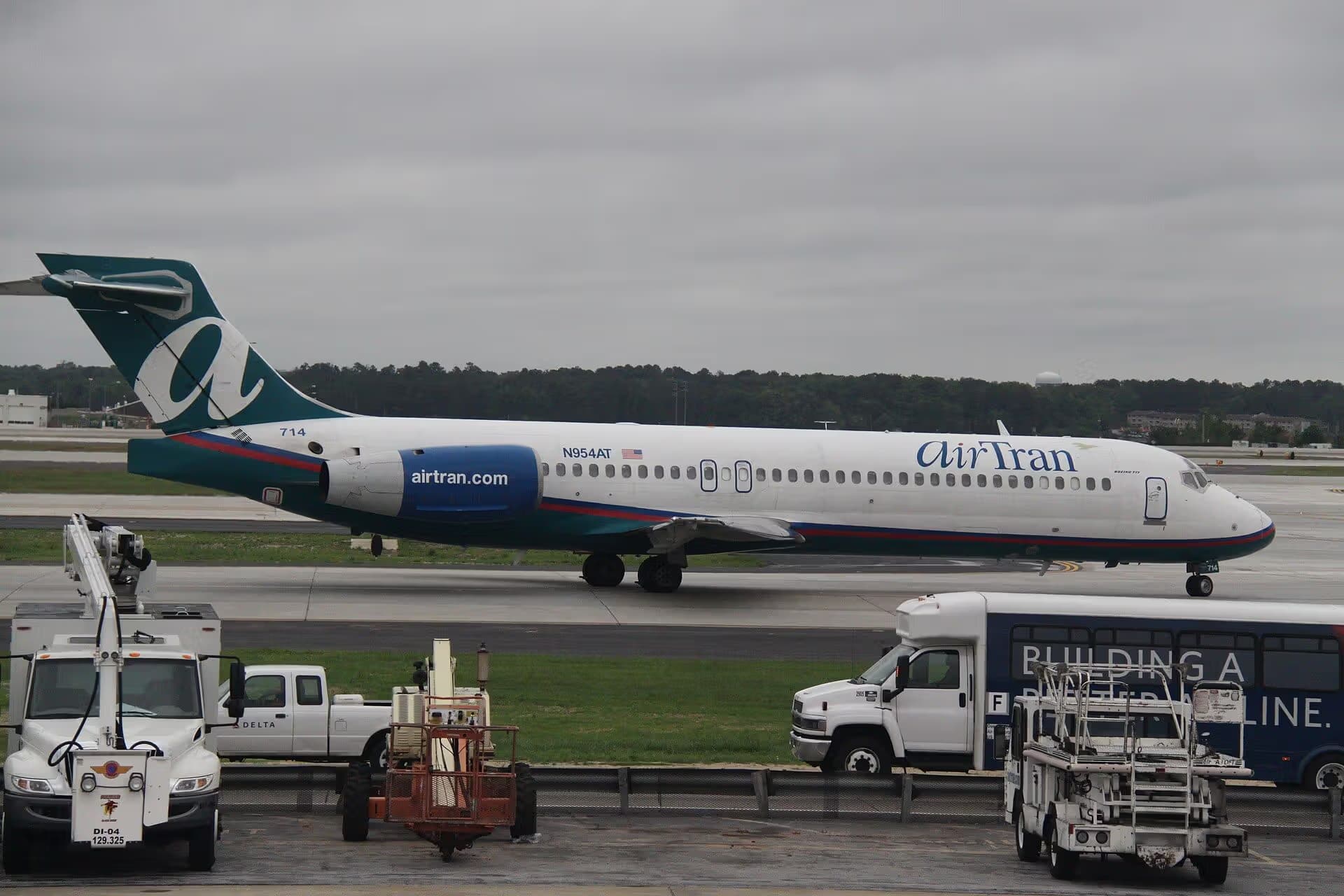 N954AT — Boeing