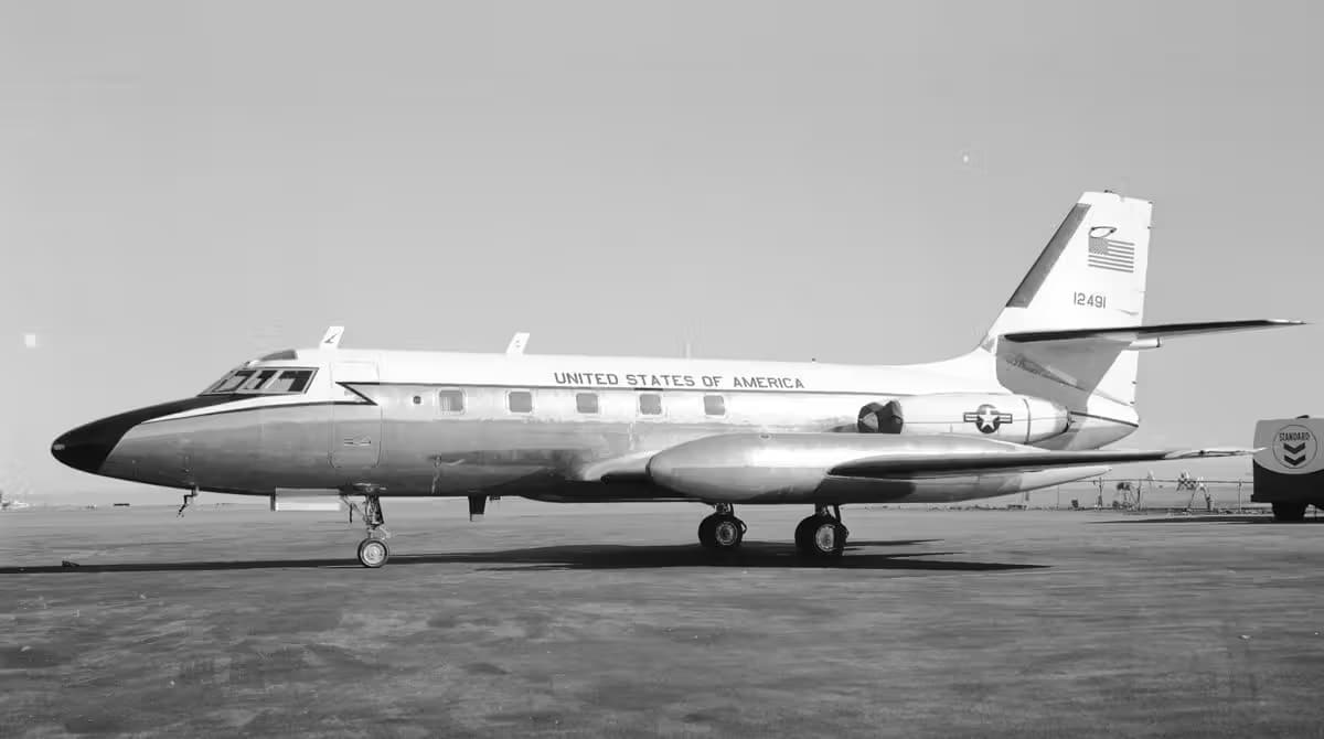 Unidentified — Aircraft