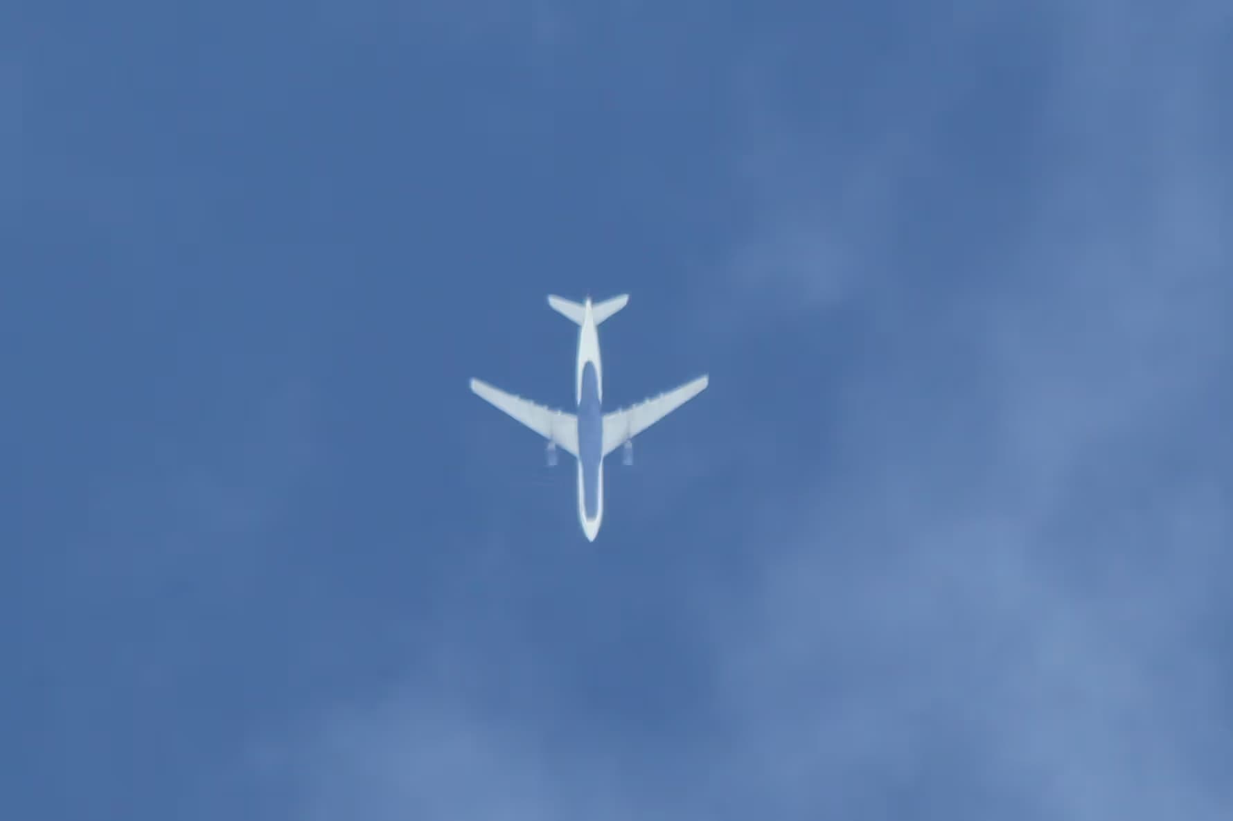 N820NW — Twin-engine aircraft