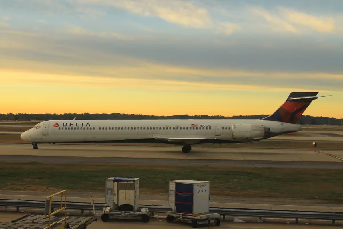 N901DA — Aircraft