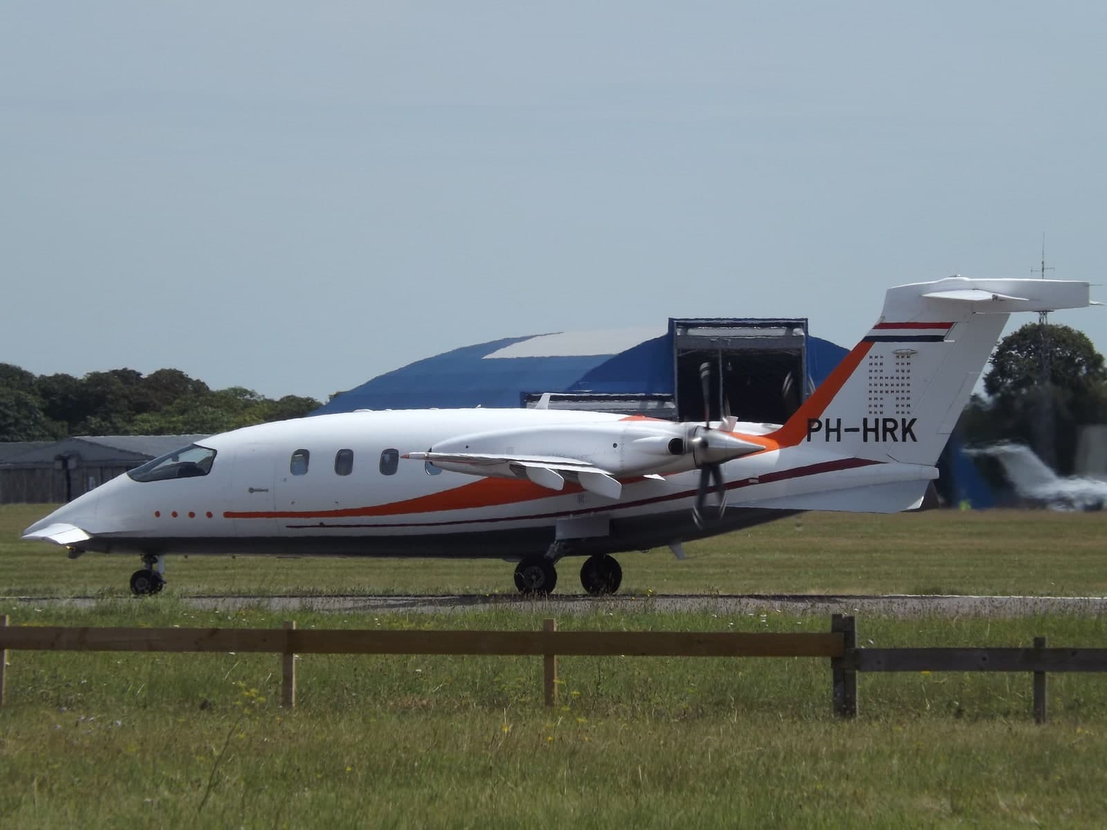 PH-HRK — Aircraft