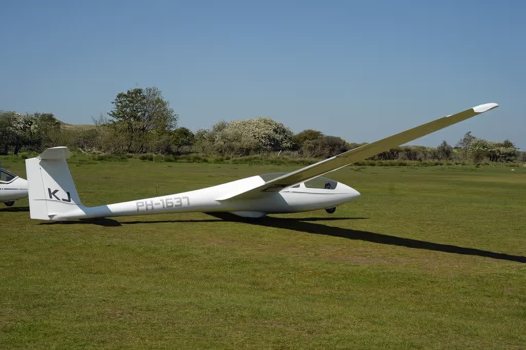 PH-1637 — Glider