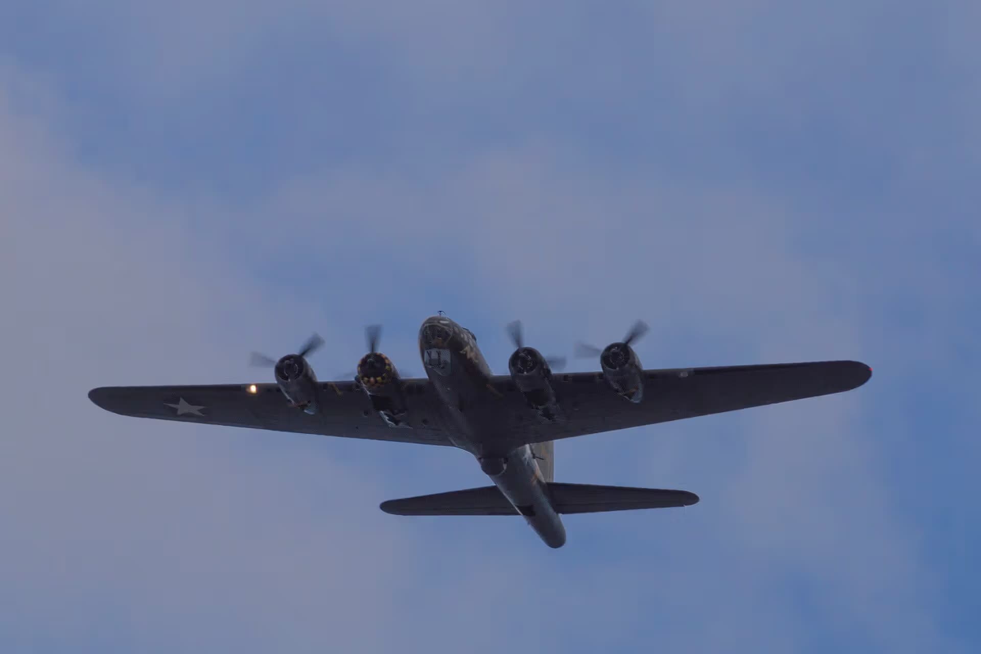Unidentified — Boeing