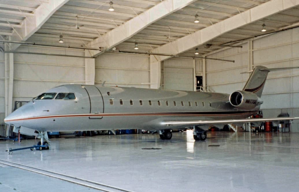 N877SE — Business jet