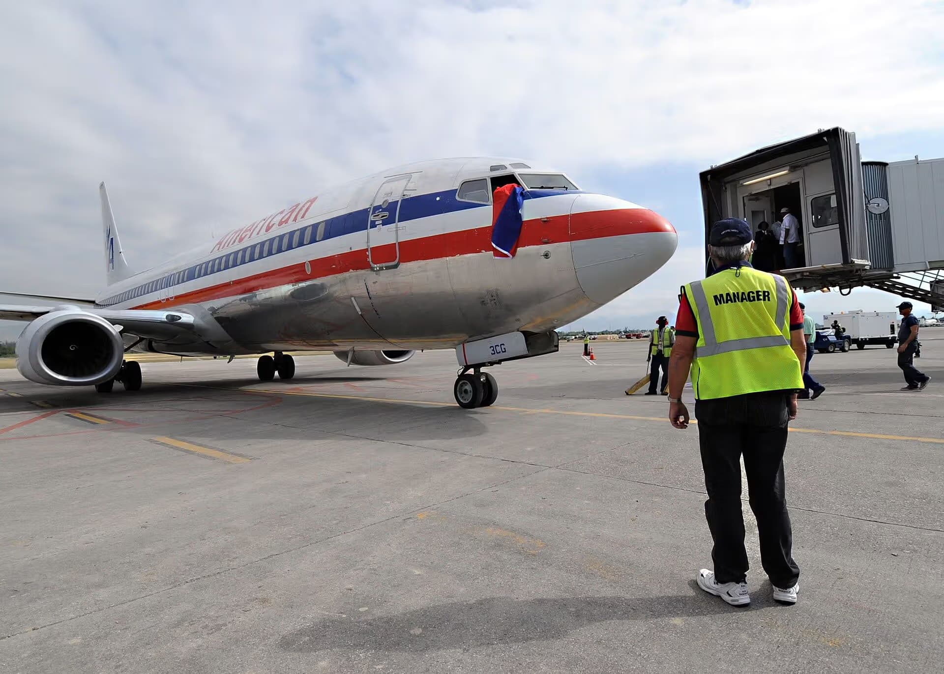 N952AA — Boeing at Toussaint Louverture International Airport