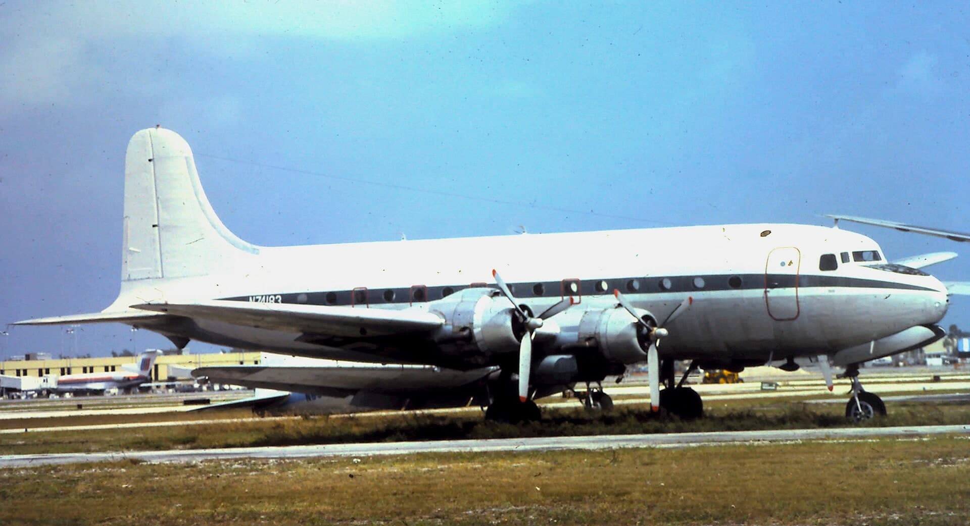 N74183 — Douglas