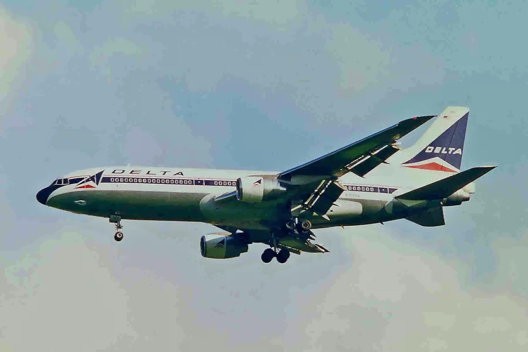 N764DA — Aircraft