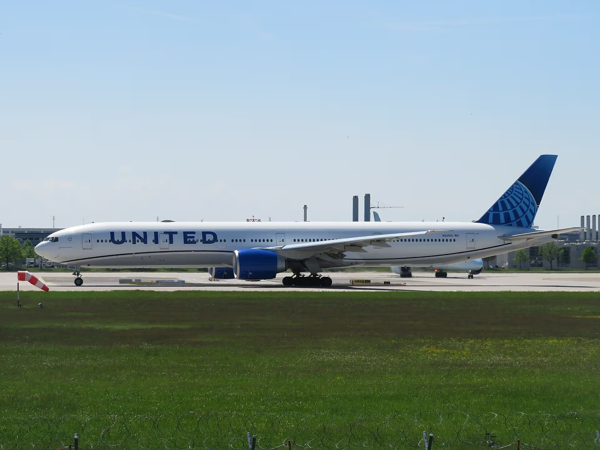 N2250U — Boeing