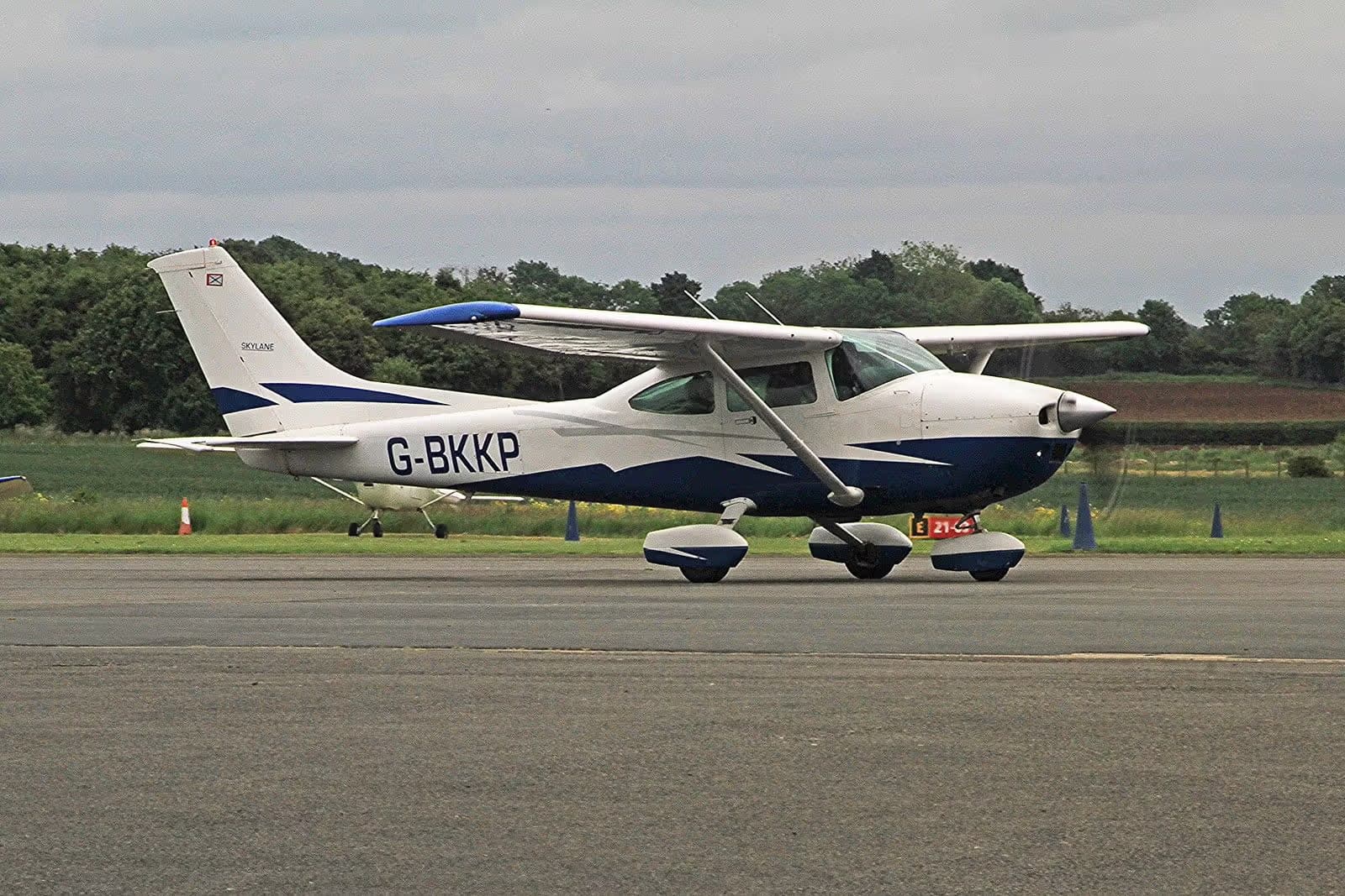 G-BKKP — Cessna