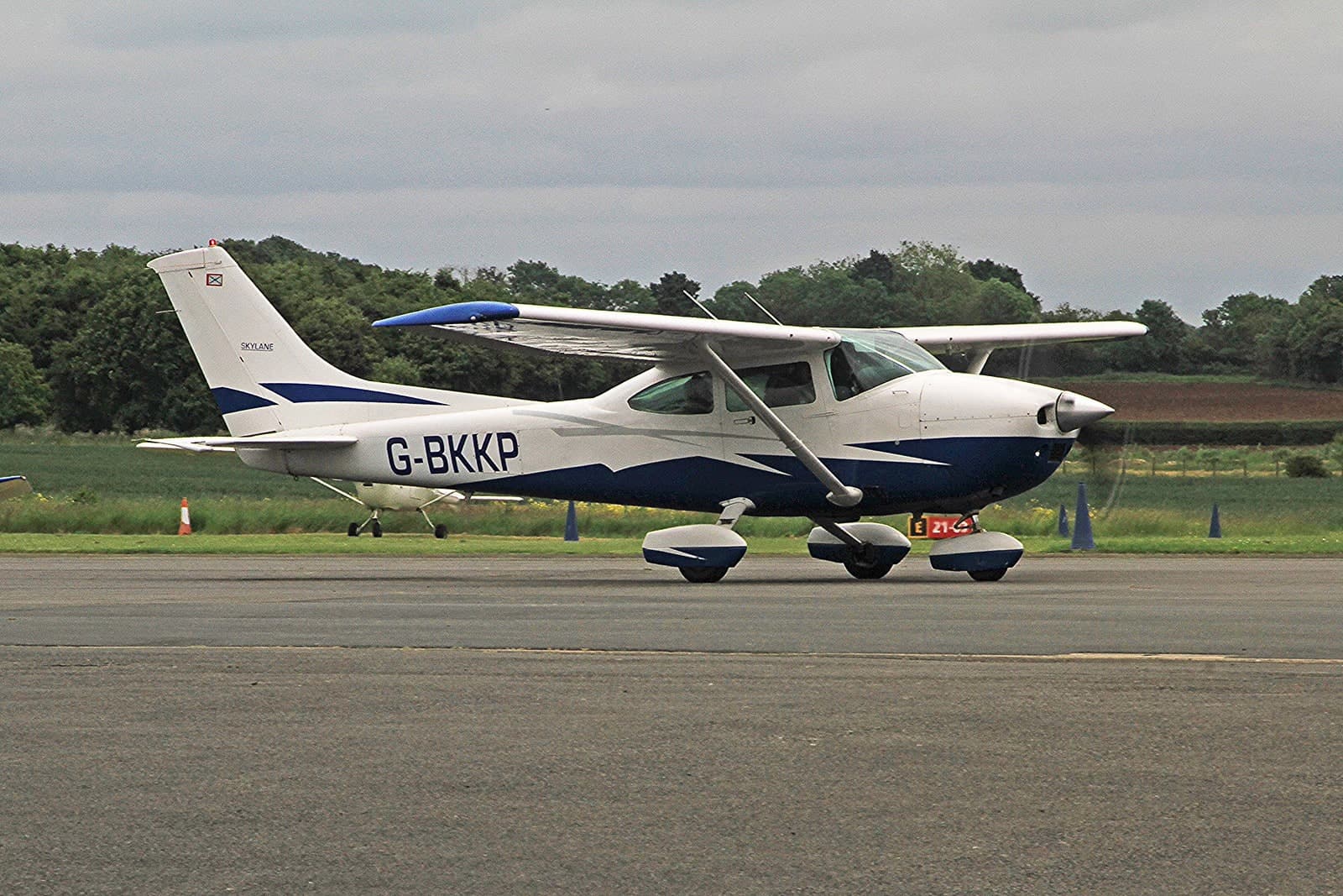 G-BKKP — Cessna