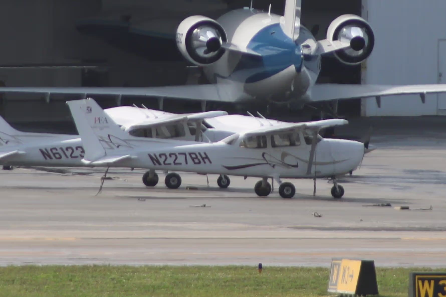N227BH — Cessna