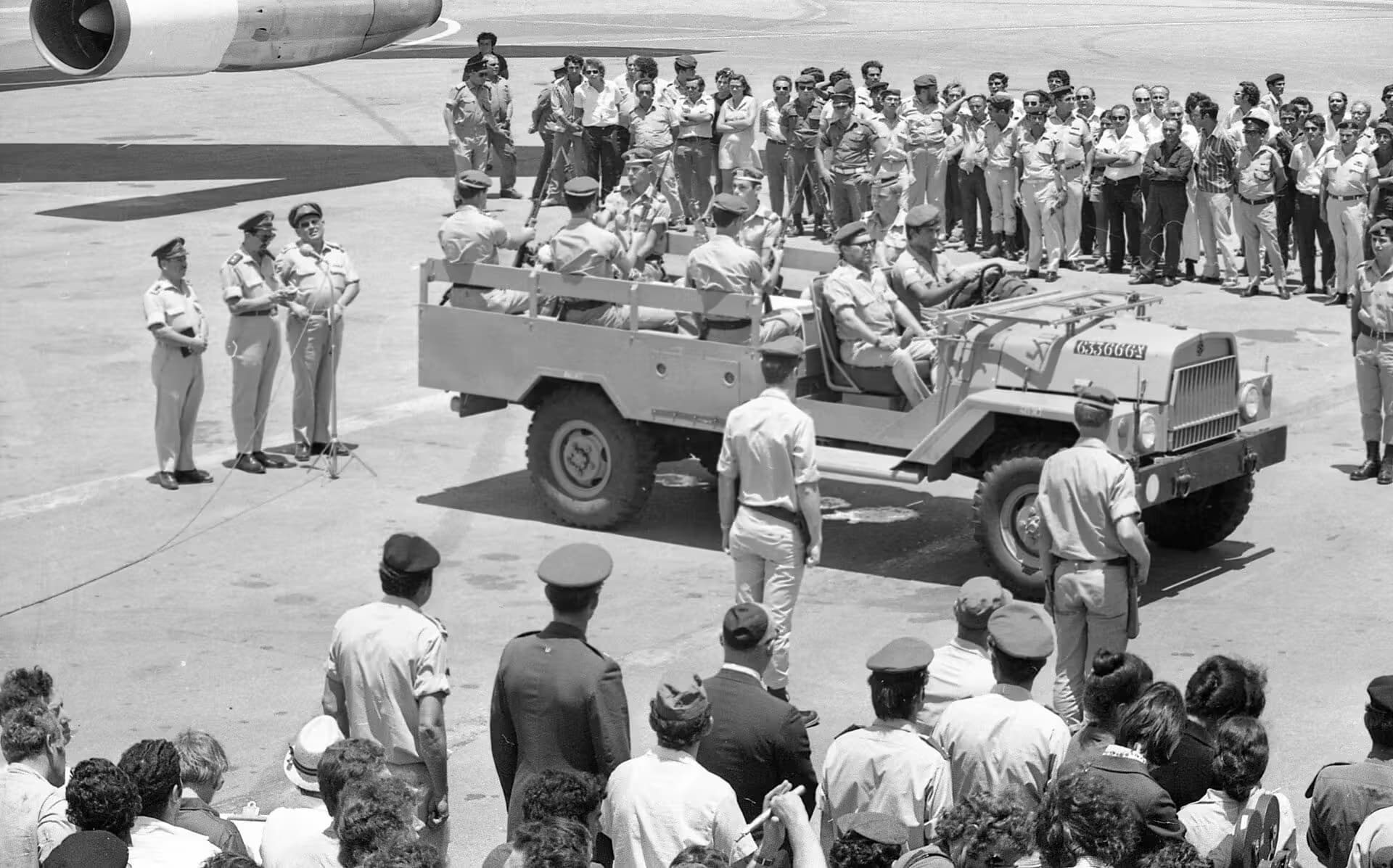Unidentified — Aircraft