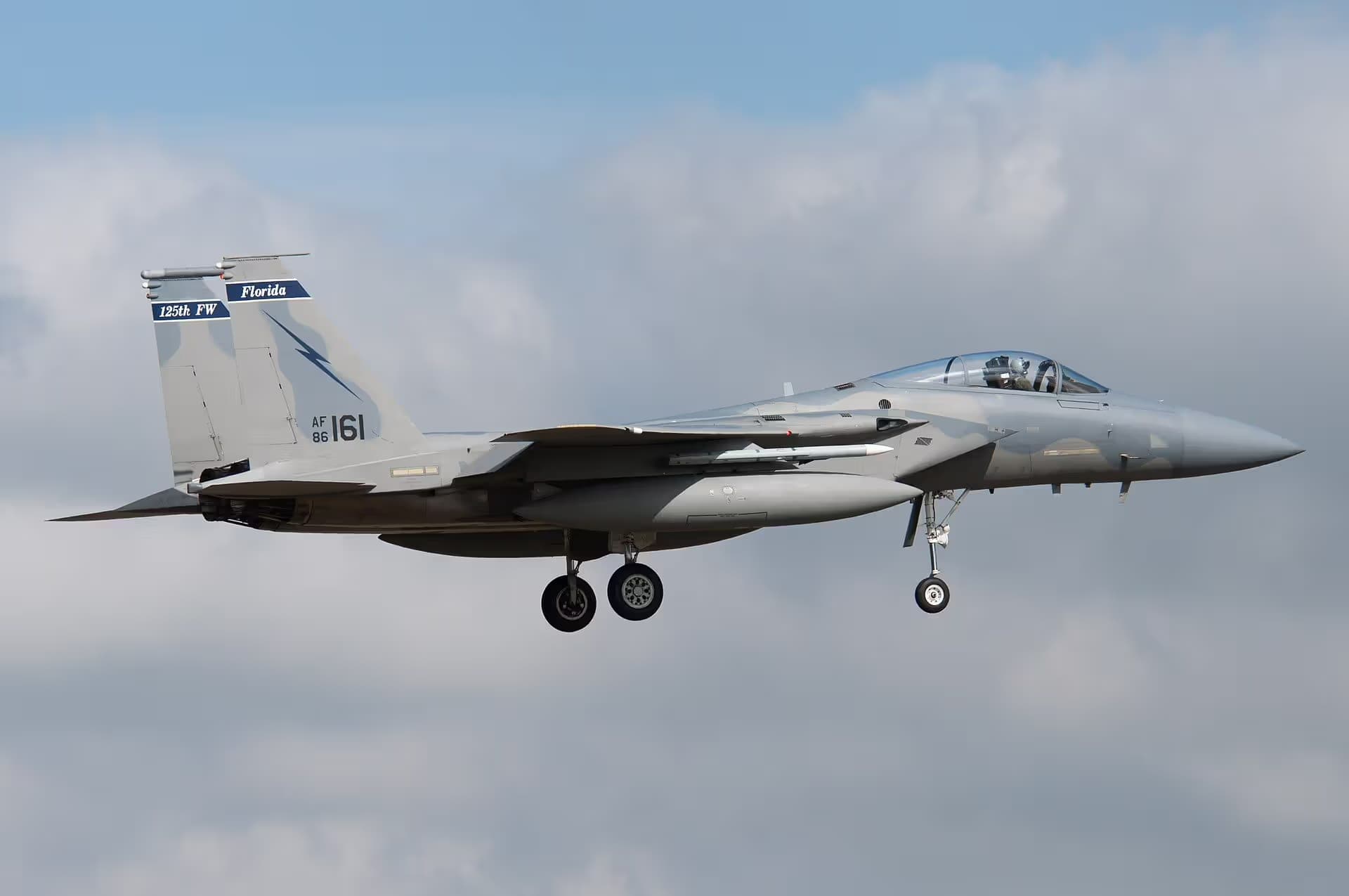 Unidentified — Aircraft