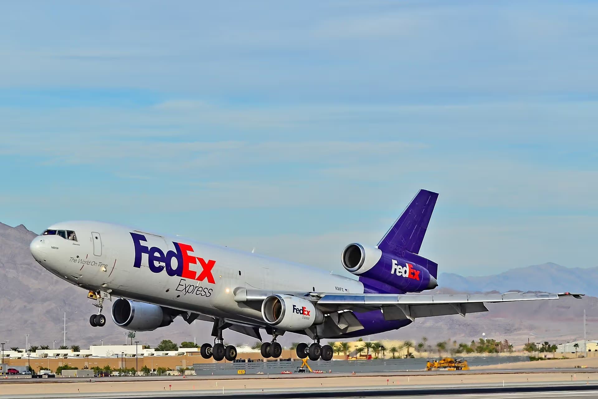 N311FE — Aircraft