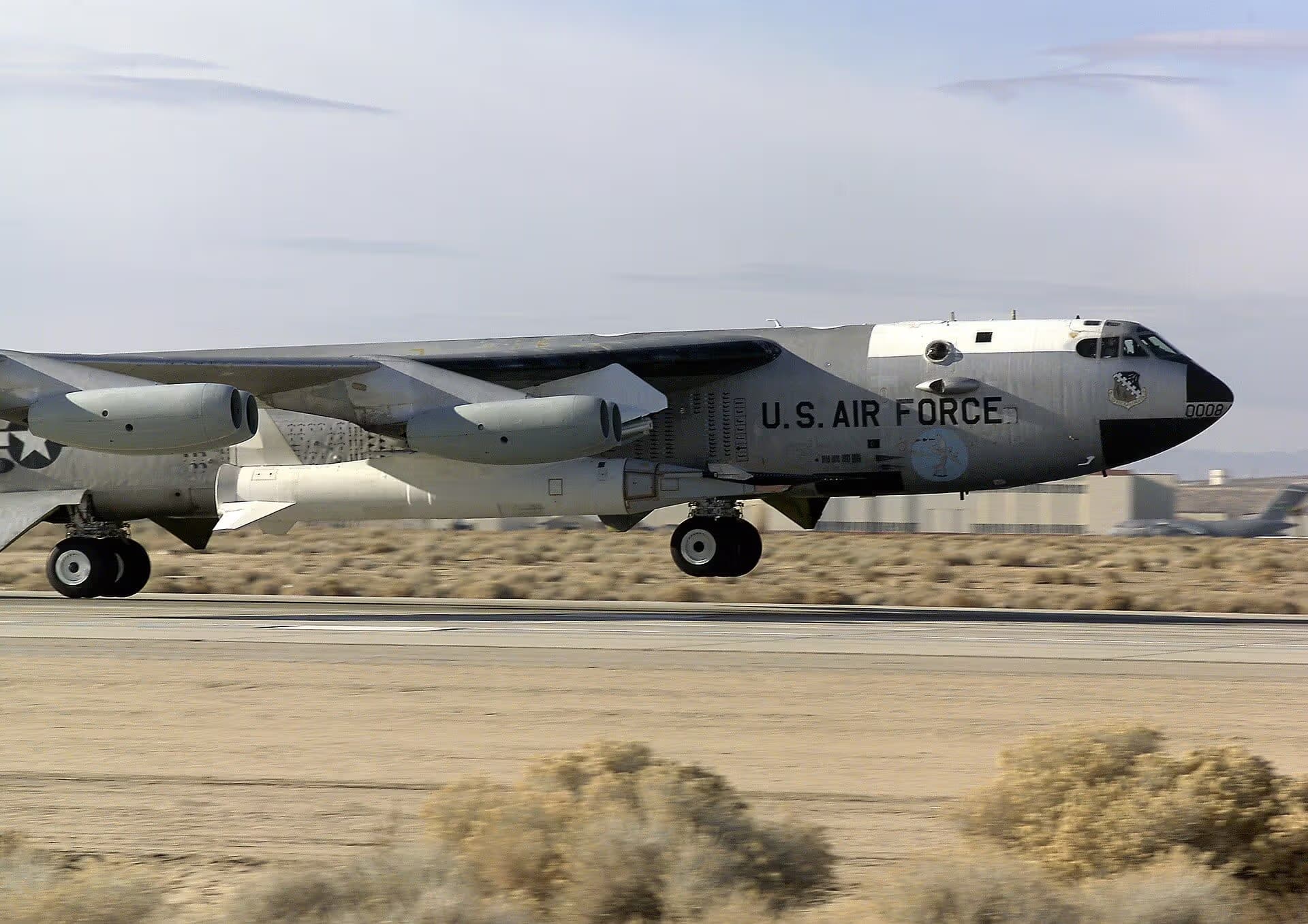 Unidentified — Aircraft at Edwards Air Force Base
