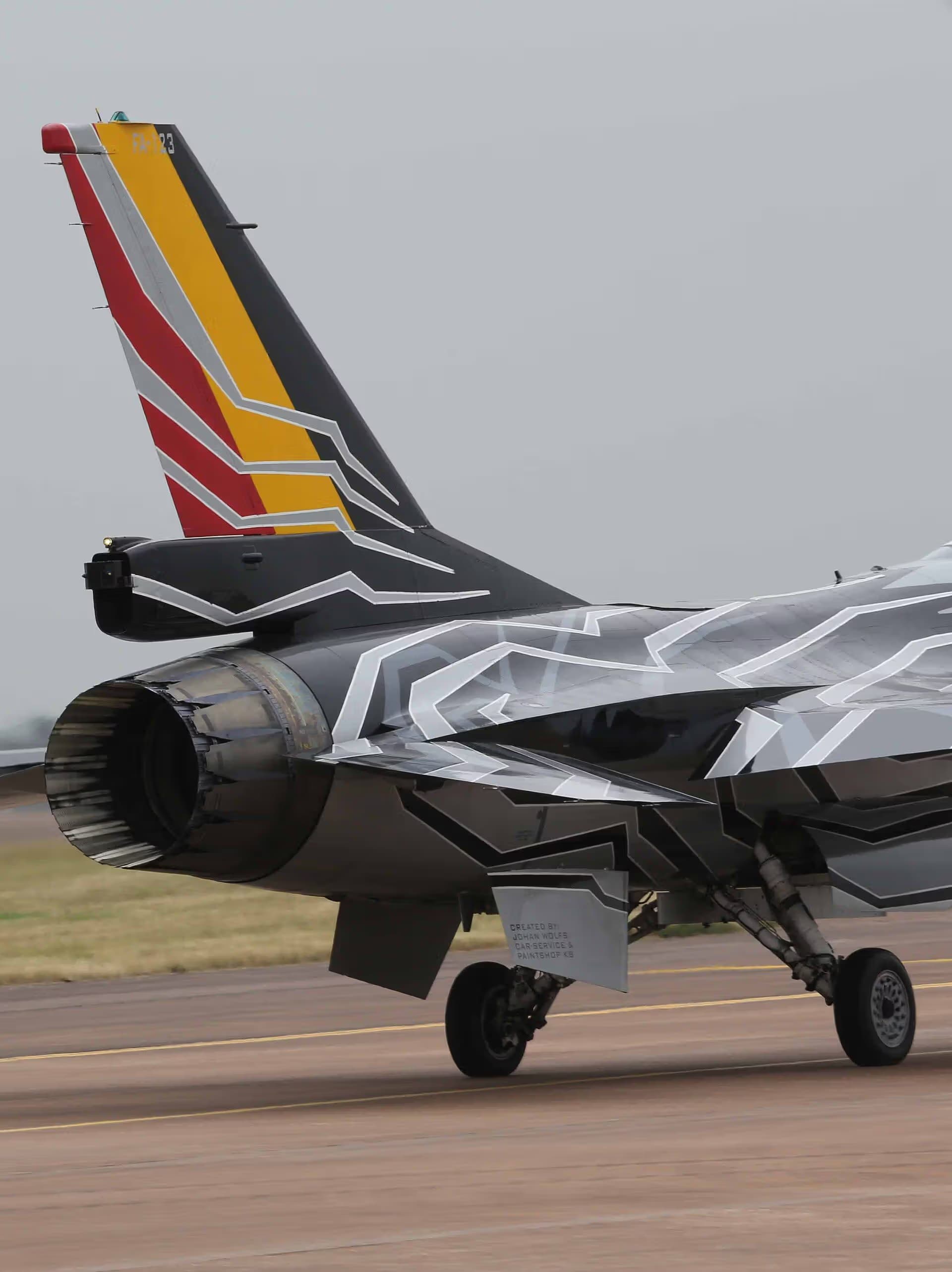 Unidentified — Aircraft