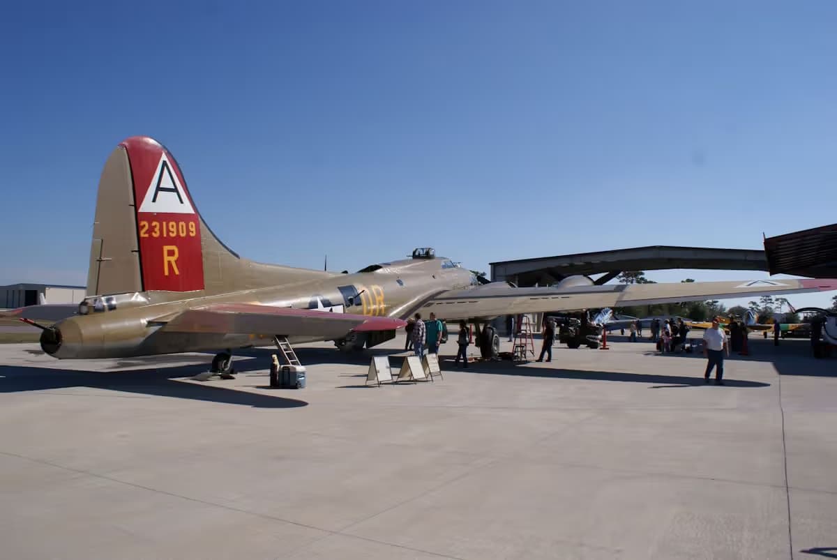 Unidentified — Aircraft