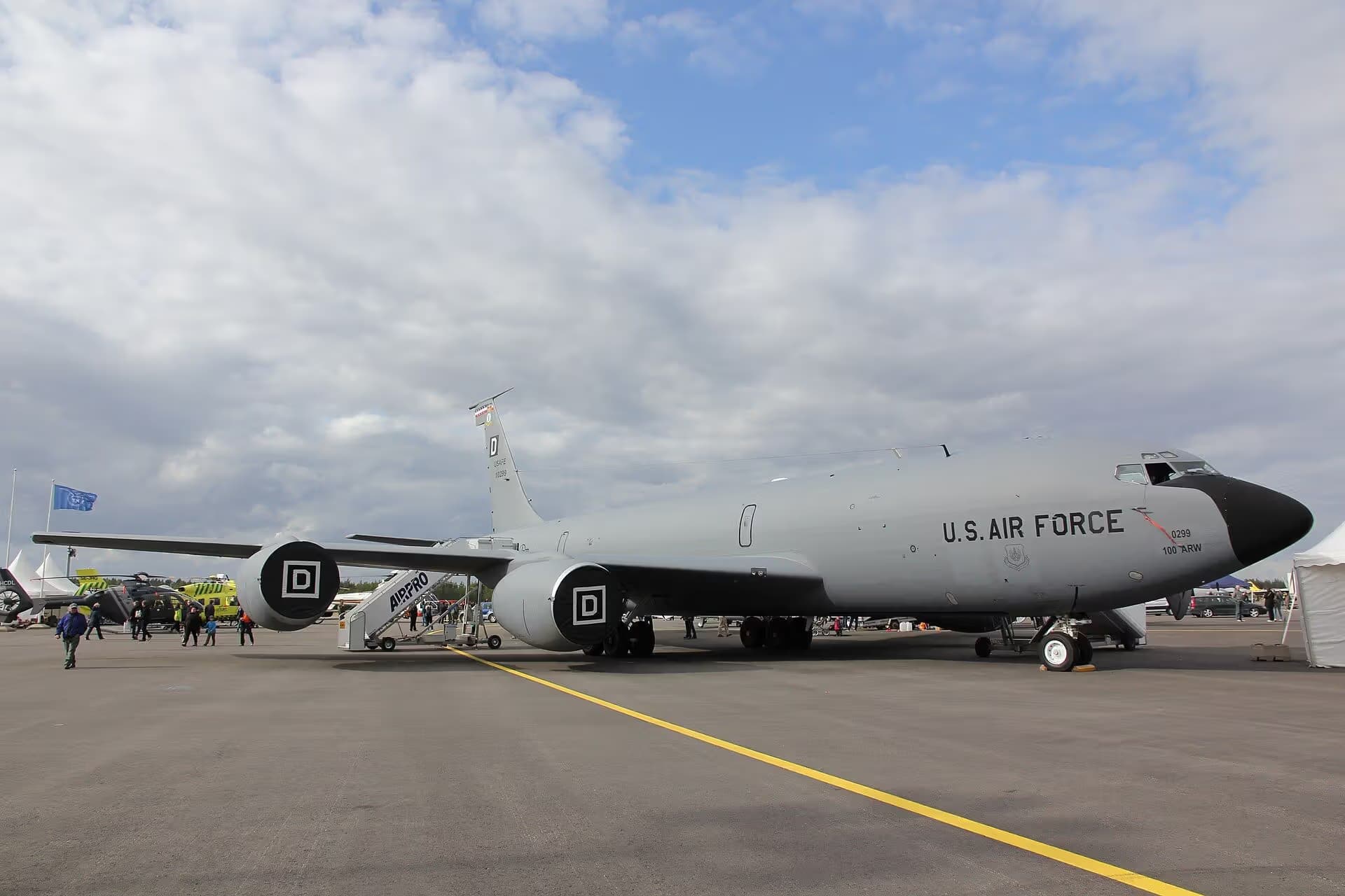 Unidentified — Boeing