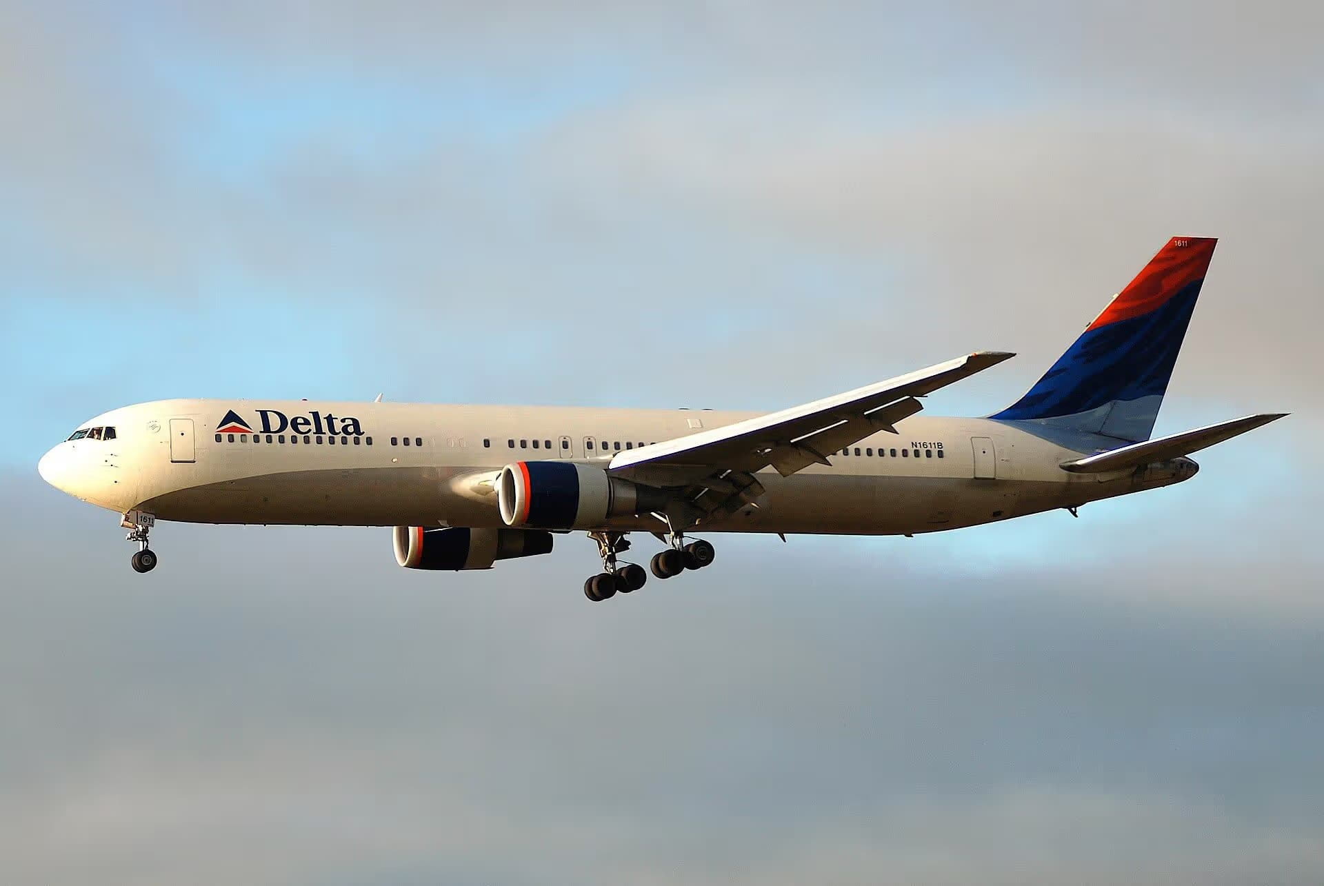 N1611B — Boeing