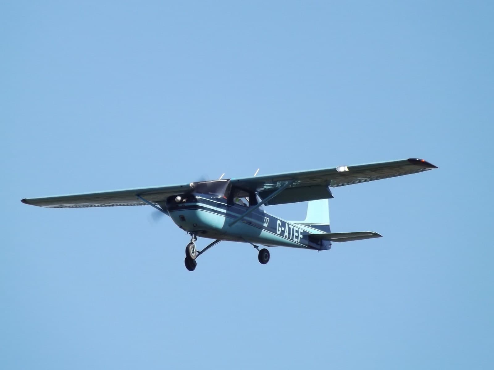G-ATEF — Cessna