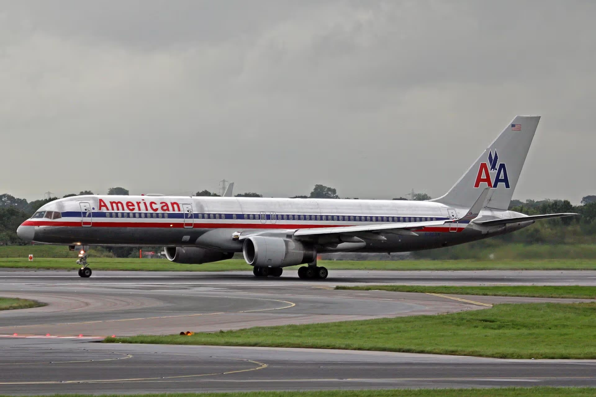 N186AN — Twin-engine aircraft