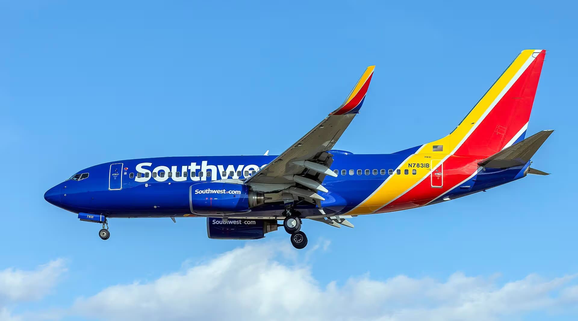N7831B — Boeing