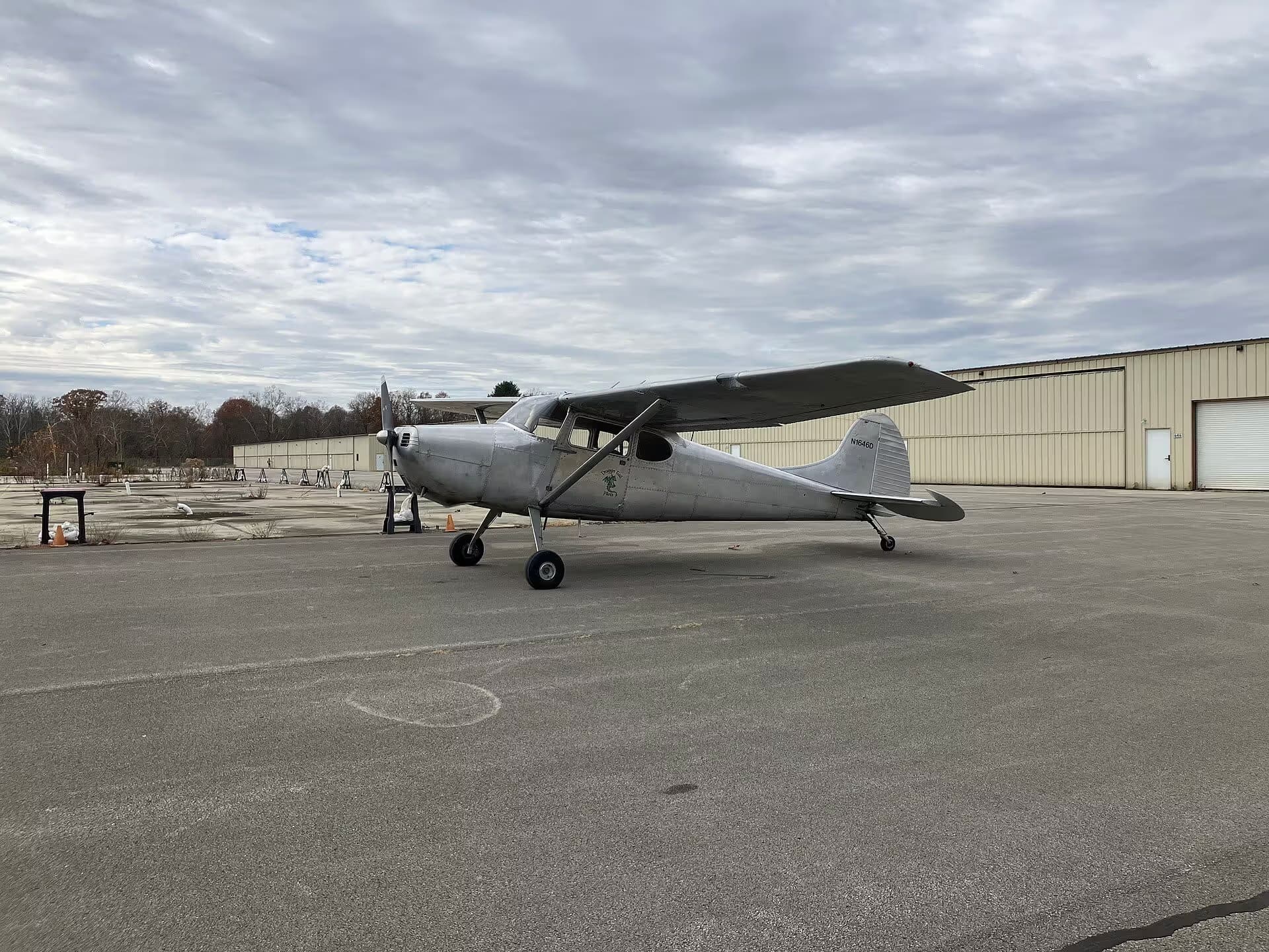 N1646D — Single-engine aircraft at Zelienople Municipal Airport