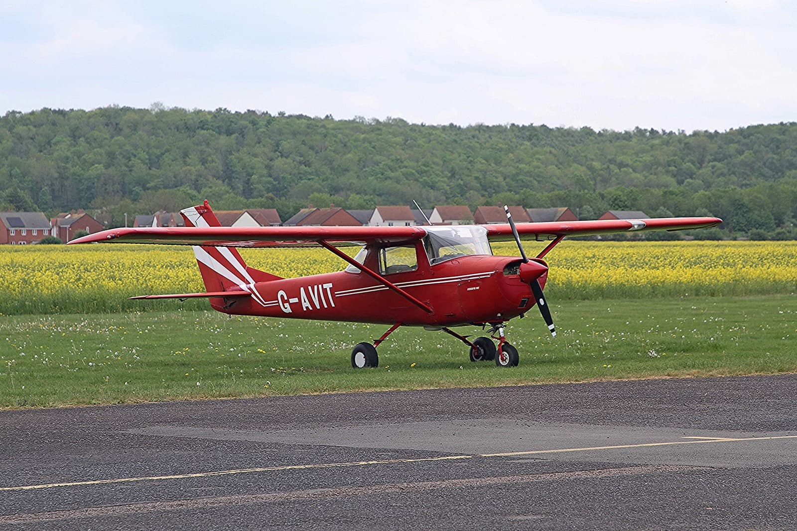 G-AVIT — Cessna