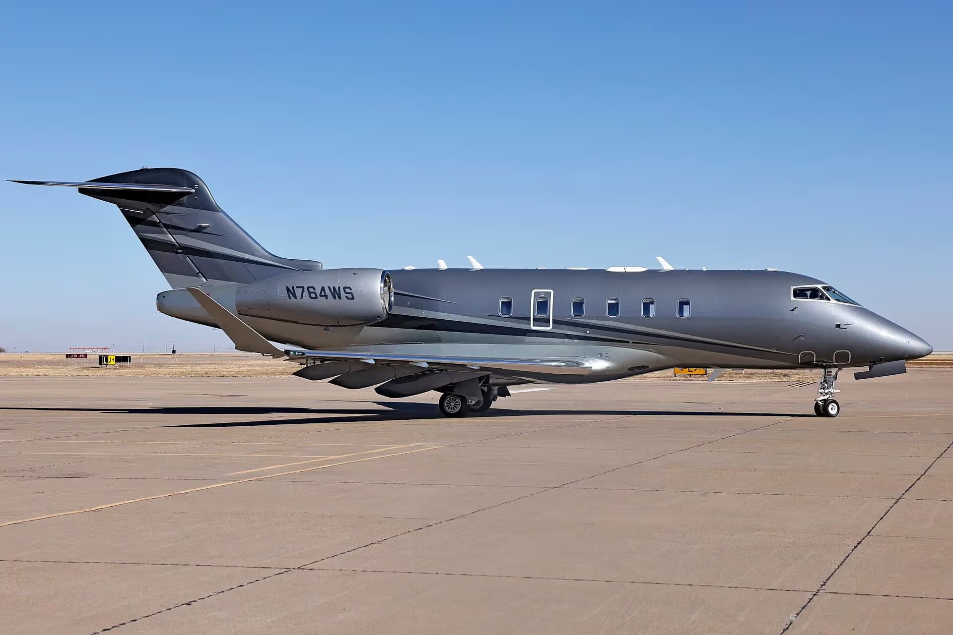 N764WS — Bombardier