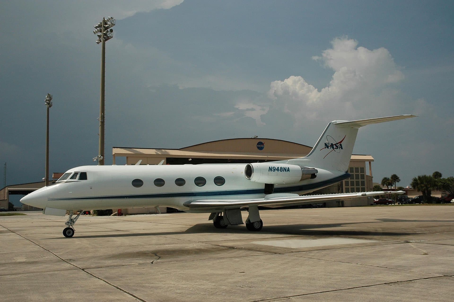 N948NA — Business jet