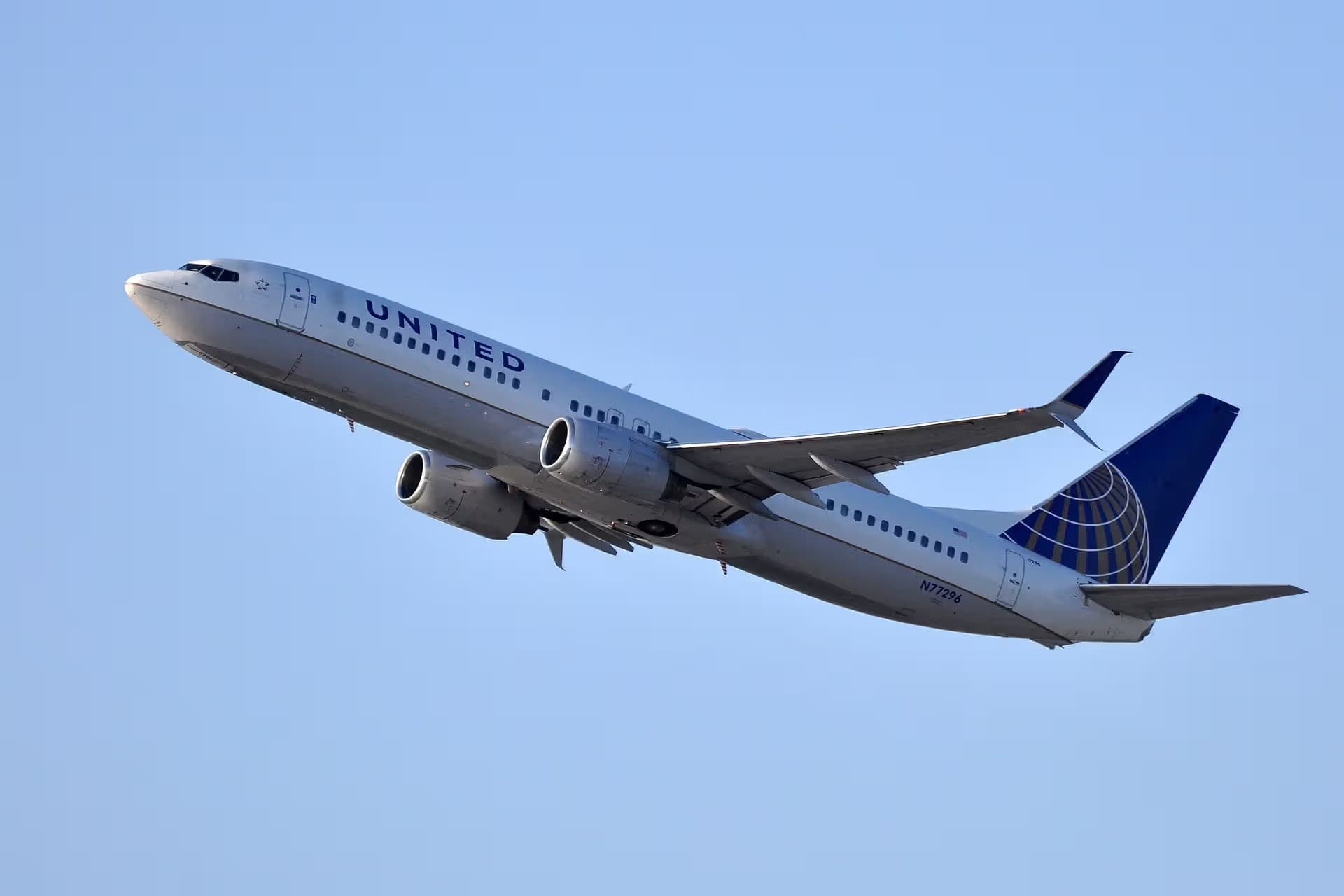 N77296 — Twin-engine aircraft