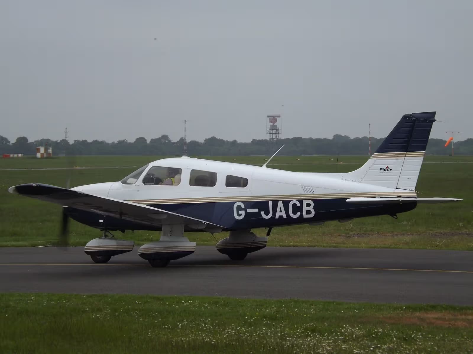 G-JACB — Piper
