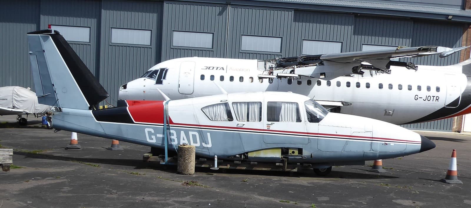 G-BADJ — Twin-engine aircraft