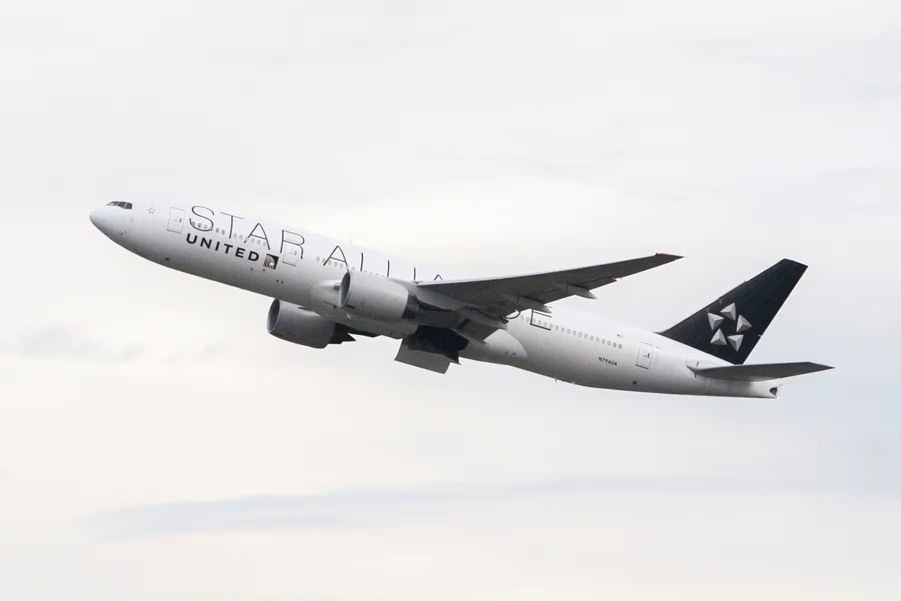 N794UA — Boeing