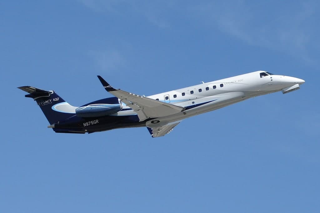 N975GR — Embraer