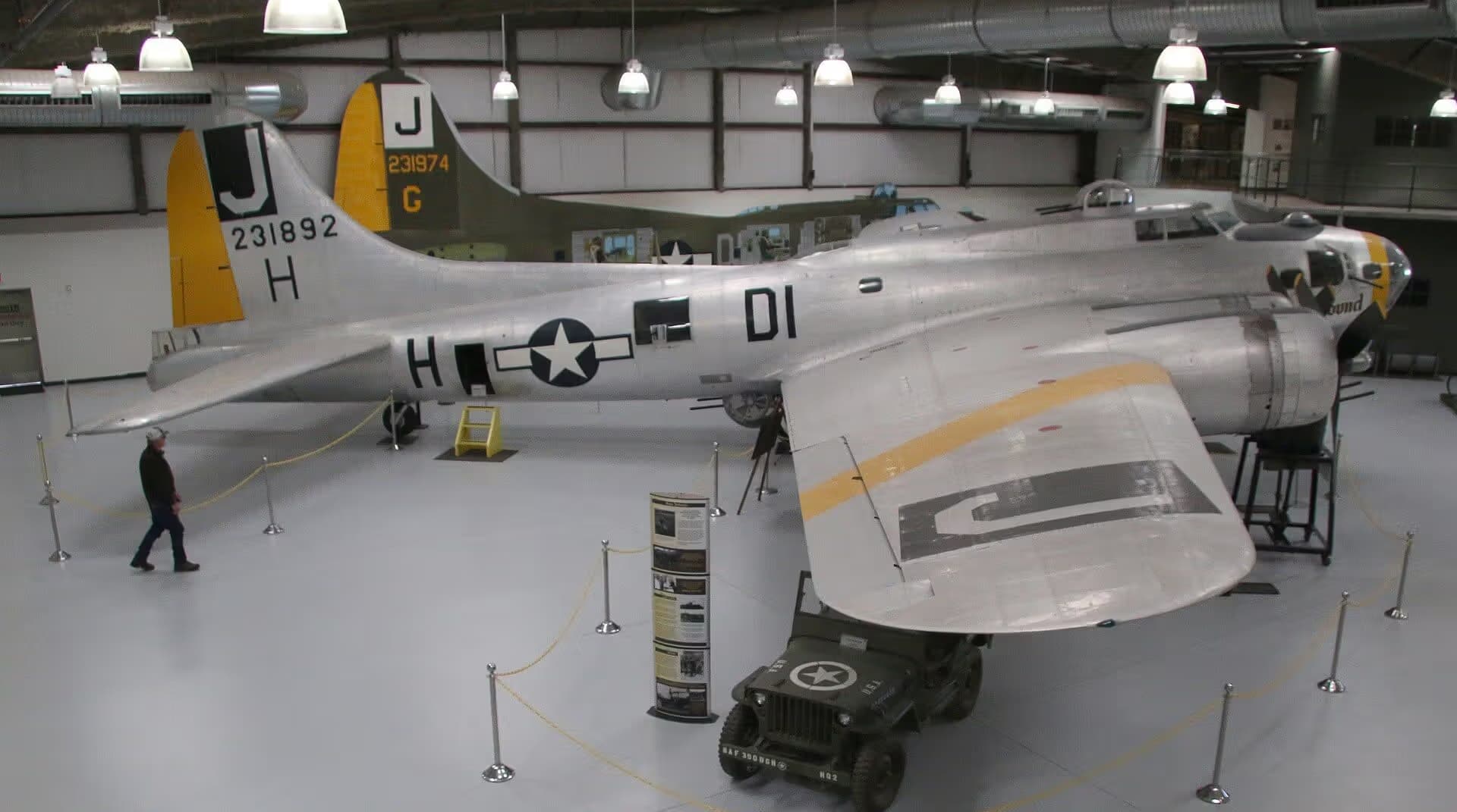 Unidentified — Boeing