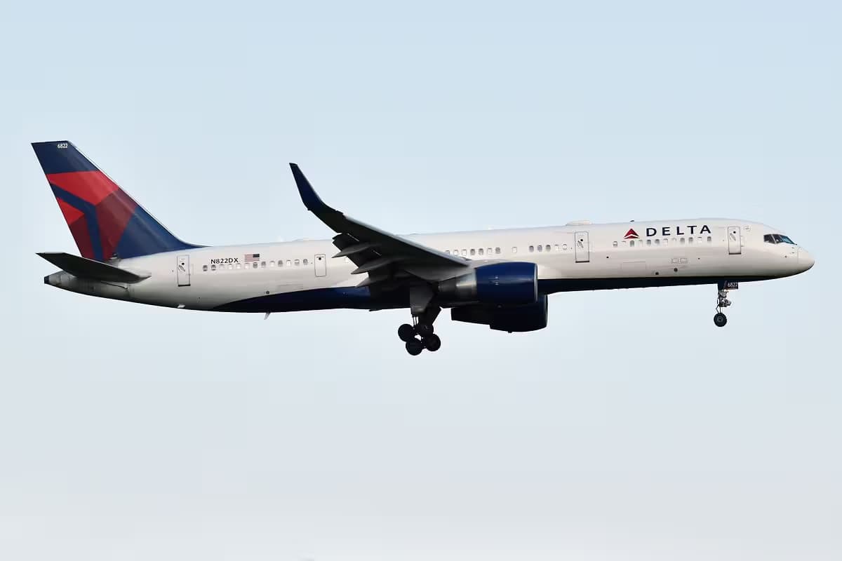 N822DX — Boeing