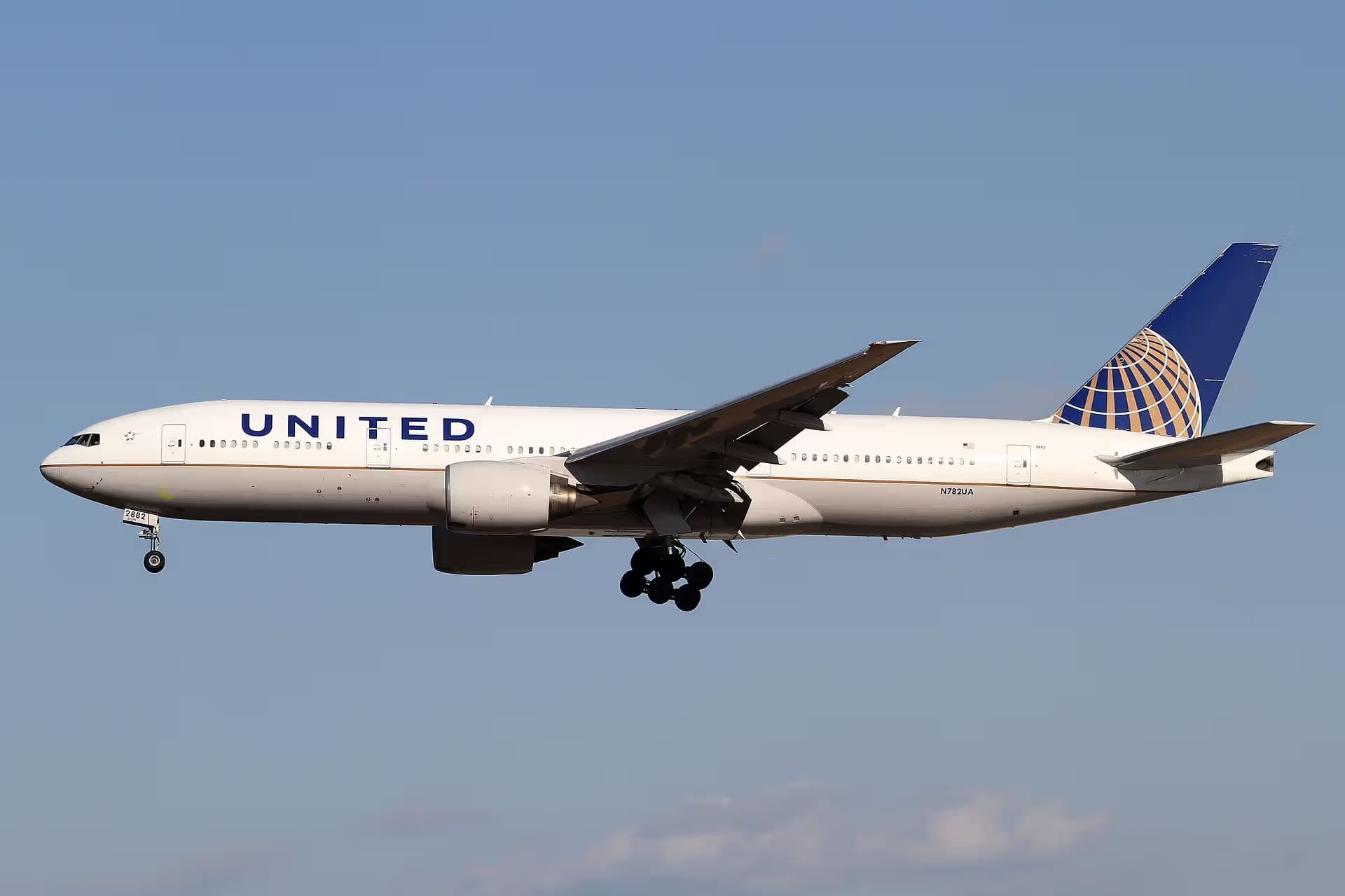 N782UA — Boeing