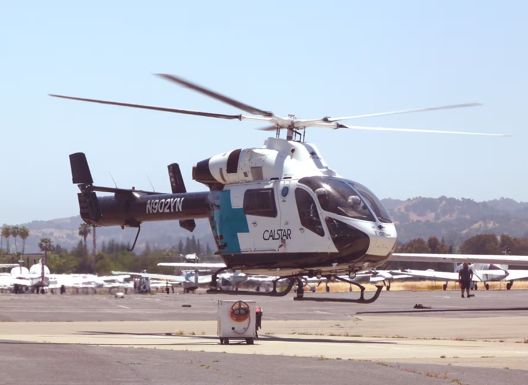 N902YN — Helicopter