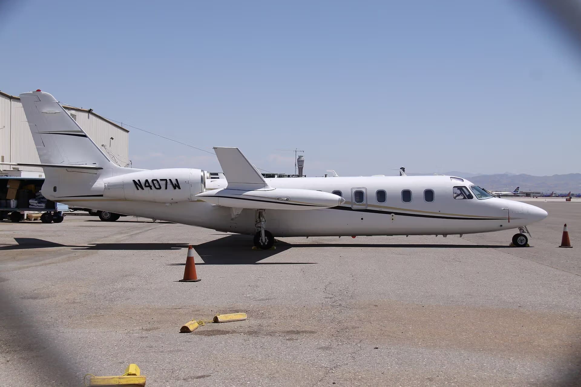N407W — Business jet