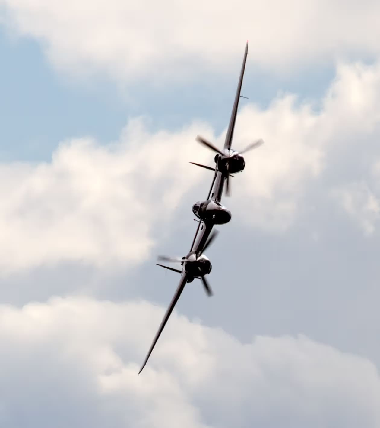 Unidentified — Single-engine aircraft