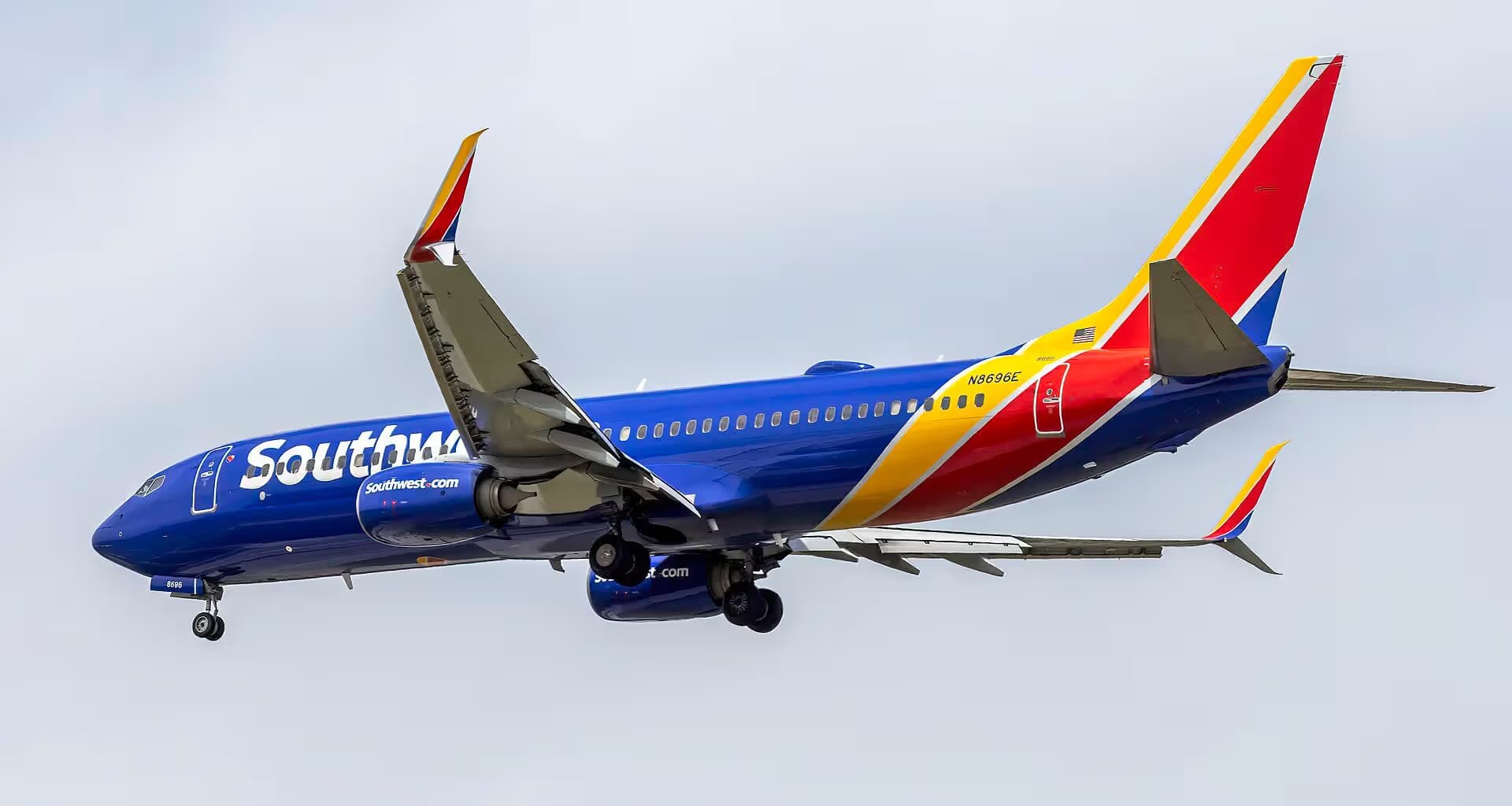 N8696E — Boeing