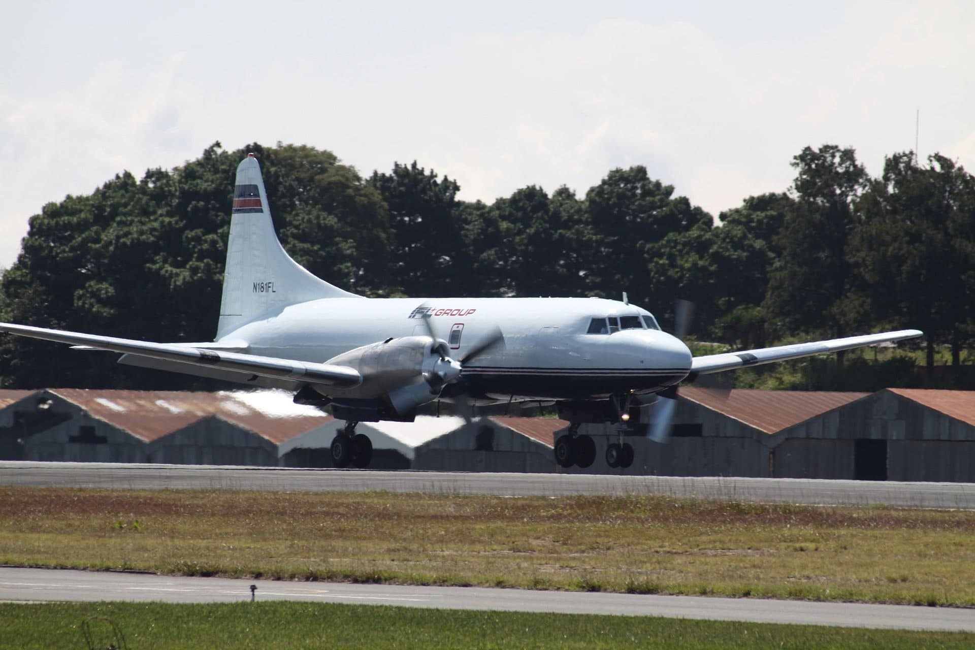 N181FL — Twin-engine aircraft