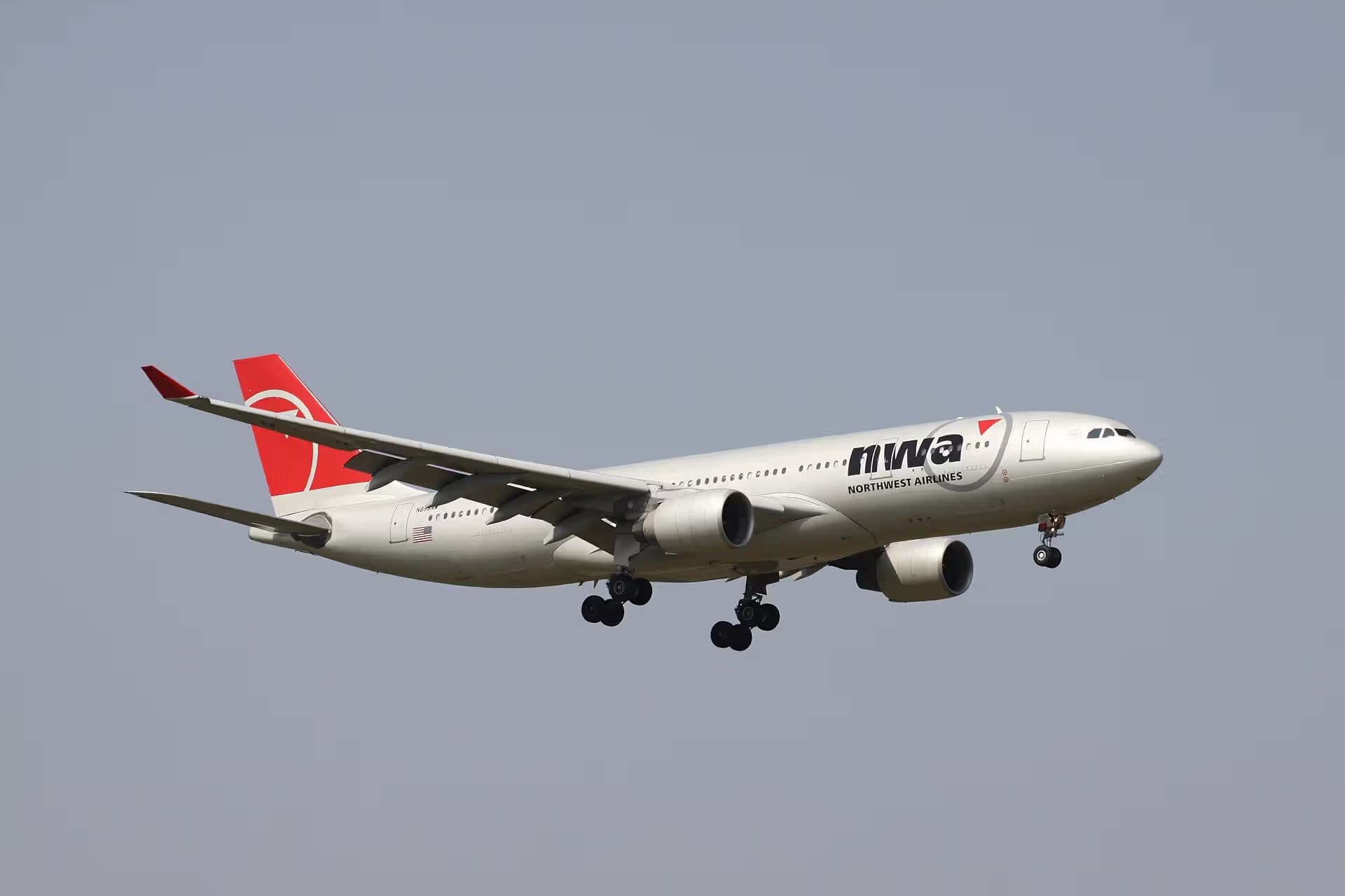 N858NW — Airbus