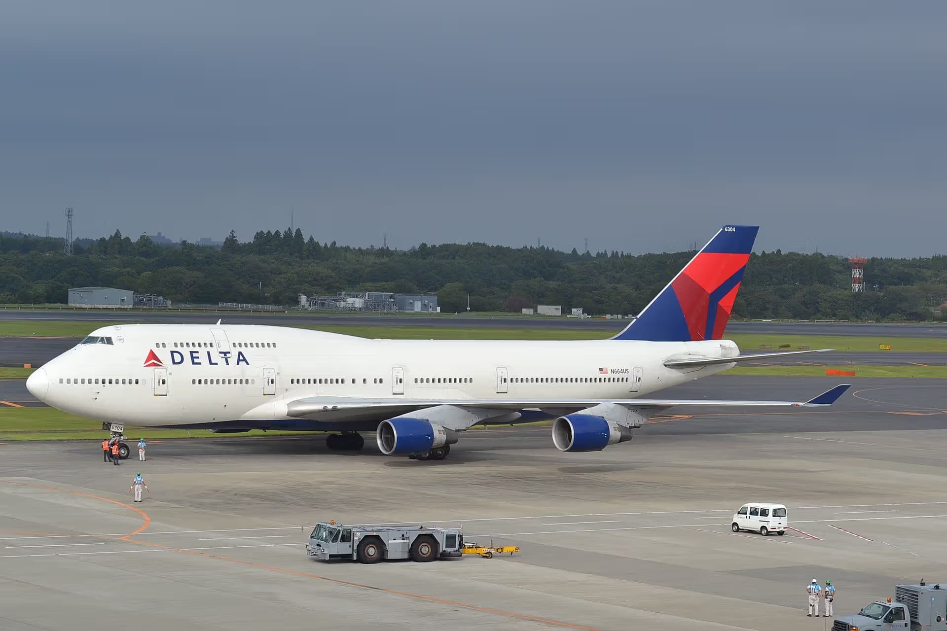 N664US — Boeing