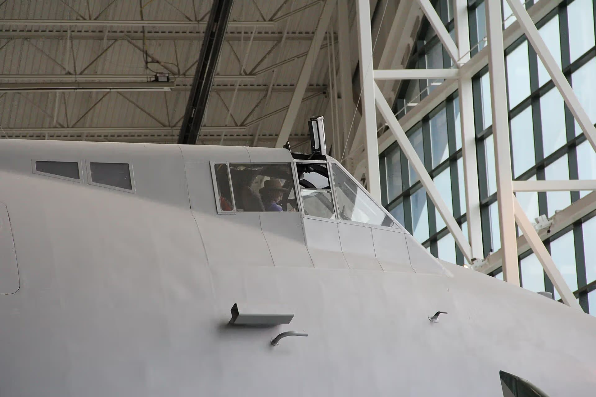 Unidentified — Aircraft